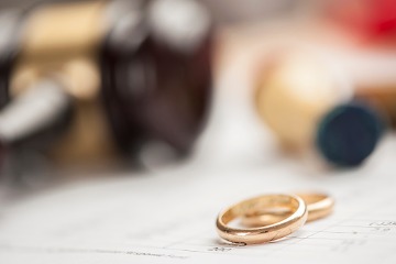 gavel-and-wedding-rings 360 x 240